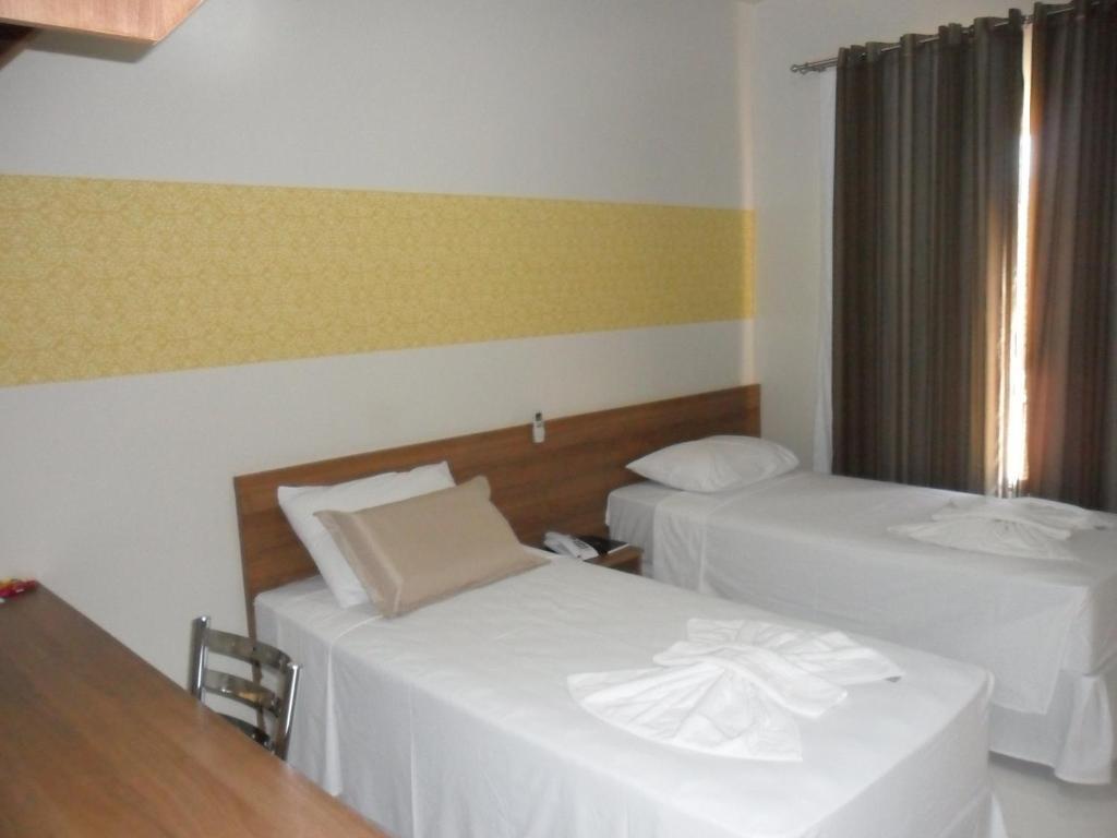 Hotel Lg Luís Eduardo Magalhães Quarto foto